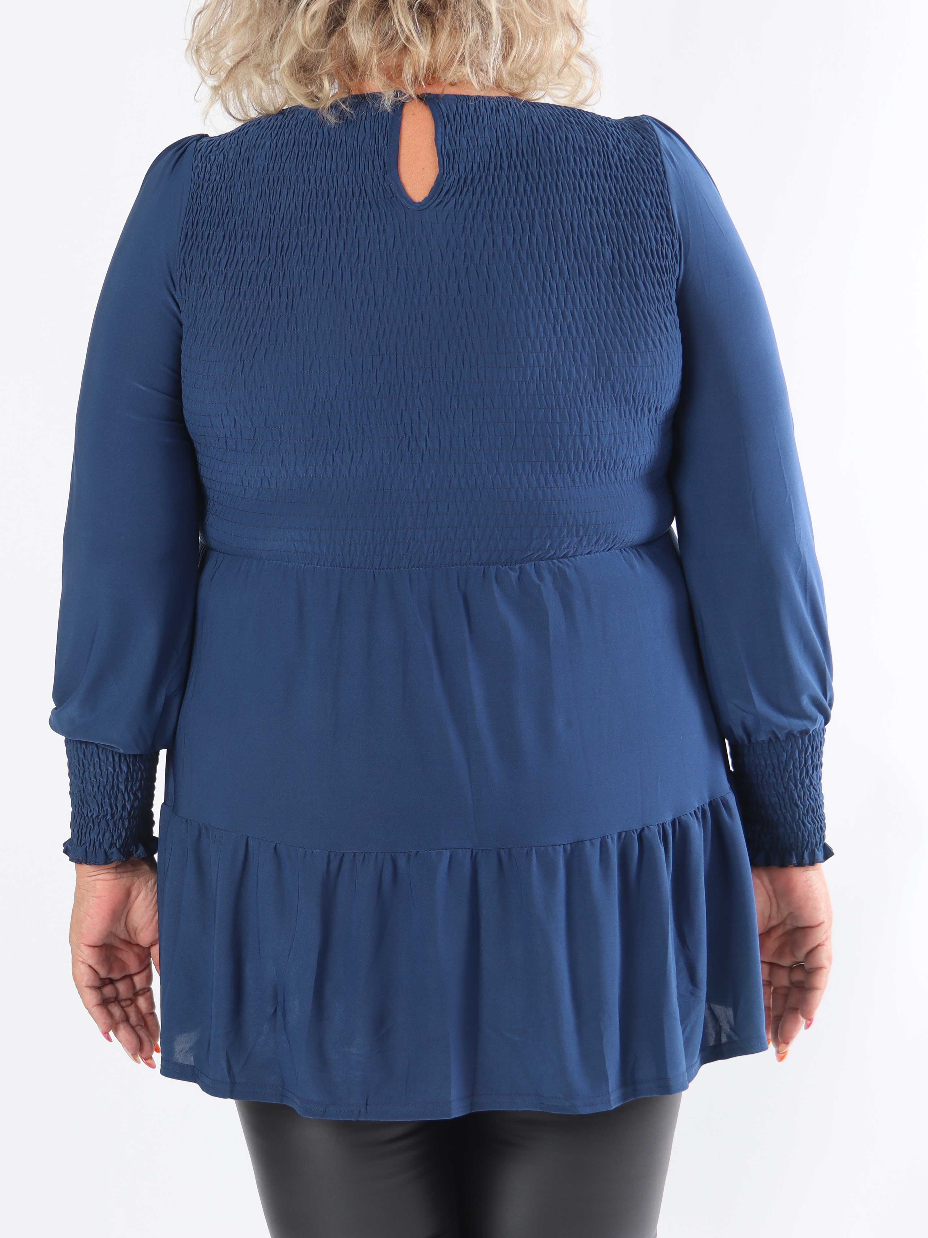 Kelly Shirt - Elastisk plus size bluse med smock henover brystet